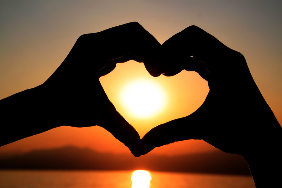 2 用心做事，真情服務.jpg